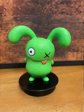 UglyDolls Babo Green Figure on Display Base 2019 (SKU: 78TO)